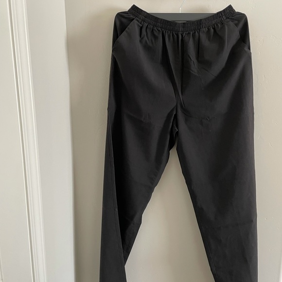 Scrub set - Picture 5 of 6